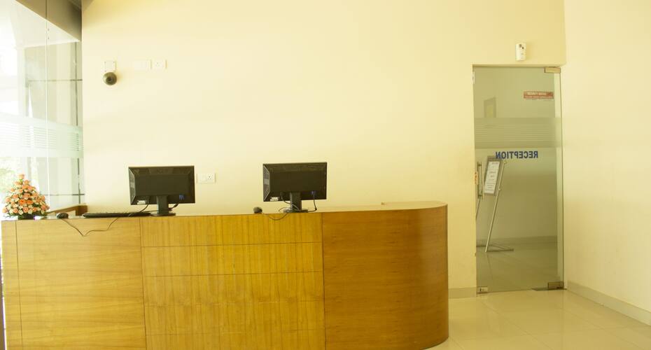 Hotel Asset Summit Suites, Kochi 5